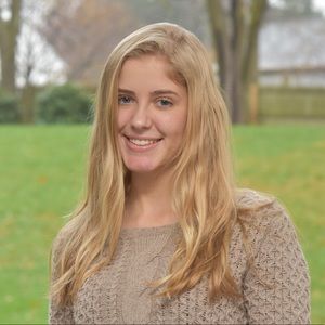 Meet your Posher, Elaina